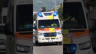 Weisses Kreuz BozenBolzano Rettungswagen RTW WK 415 auf Einsatzfahrt in Bozen shorts [upl. by Yretsym]