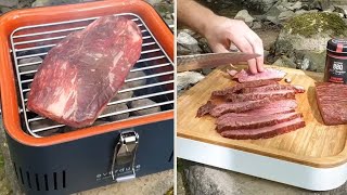 Flanksteak auf dem Everdure CUBE  dem portablen HolzkohleGrill für Unterwegs [upl. by Llerut]