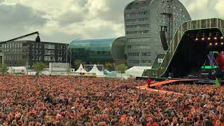 Snollebollekes “Links rechts” 538 Koningsdag 2019 Breda [upl. by Ynnek]