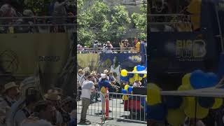 Warriors 2022 Parade EPIC Confetti Moment [upl. by Niad493]