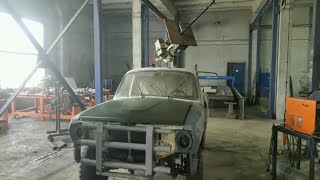 🔴 Ukrainian Engineers Add Remote Controlled Heavy Machine Gun To Old Soviet GAZ2410 Volga Sedan [upl. by Reynard795]