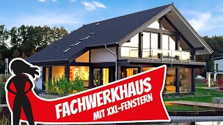 Modernes Fachwerkhaus mit riesigen XXLFenstern von Meisterstück Haus  Haustour  Hausbau Helden [upl. by Lipcombe]