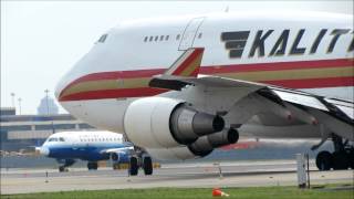 THIS IS WHY YOU SHOULD NEVER STAND BY A 747 Kalitta Air 747 Takeoff at Newark International Airport [upl. by Araas970]