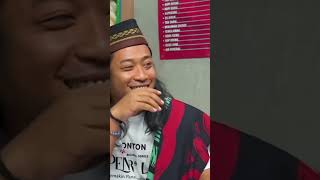 Tante ernie punya nama buat barang nya shorts prazteguh fajarnugra tanteernie pwk podcast [upl. by Patricia284]