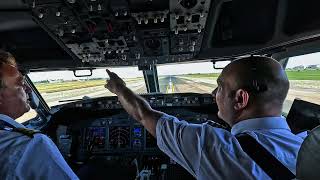 Pilot Cockpit View during Take Off and landing at Paris airport  turbulence  Boeing 737 [upl. by Korey]