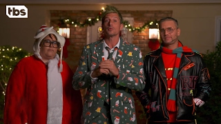 Andy Milonakis Simon Rex amp RiFF RAFF Sing HoHoLoco  SURPRISE INSTANT XMAS CAROL  TBS [upl. by Obellia]