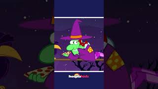 Crazy Skeletons Eating A Pizza on Spooky Night shorts halloween [upl. by Fidele]