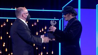 Johnny Depp recibe el Premio Donostia quotEstoy profundamente honradoquot [upl. by Lenzi755]