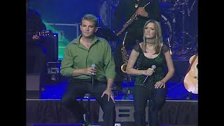 THEUNS JORDAAN JUANITA DU PLESSIS  Gospel Medley [upl. by Sirraf94]