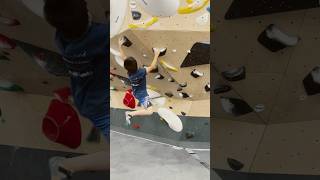 Insane no feet challenge V1V2 bouldering sportclimbing indoorclimbing indoorsports shorts [upl. by Neddra858]