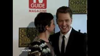 Ginnifer Goodwin amp Josh Dallas no 2nd Critics Choice Awards 2012 [upl. by Sackville]