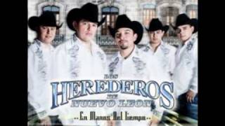 LOS HEREDEROS EN VIVO POPURRI INVASOR [upl. by Ferrigno]