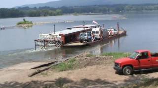 Beautiful Pa Millersburg Ferry on the Susquehanna River [upl. by Oates892]