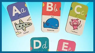 Apprend lalphabet avec des oeufs surprises de couleur  Touni Toys  Titounis [upl. by Brunelle]