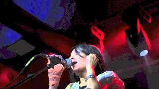 Nandini Srikar Live BlueFrog Sawan Beeta Jaye feat Mohan Kannan Agnee [upl. by Kred]