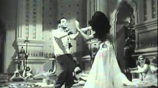 Cantinflas Bailando Cumbia [upl. by Nesrac]