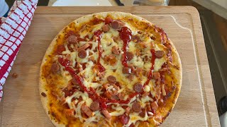 Premade pizza bases Pepperoni Spam With Bacon and Lloyd Grossman Tomatoes amp Roasted Garlic Sauce [upl. by Pierson]