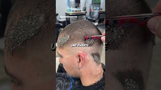 Dieser Friseur hat sein Leben gerettet😱 [upl. by Beattie]