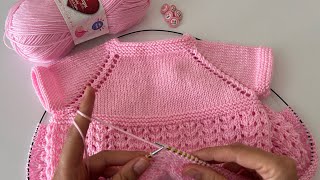 1 YUMAKTAN 1 BEBEK YELEĞİ🌸YAPIMI KOLAY YAKADAN BAŞLAMA BEBEK YELEĞİ ANLATIMI🌸babyknitting crochet [upl. by Susana]