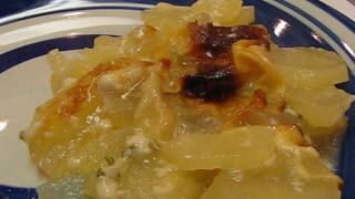 Bettys OldFashioned Scalloped Potatoes [upl. by Anneirb]