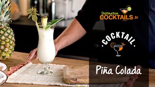 Cocktail rhum  Comme faire une Piña Colada [upl. by Weinreb]