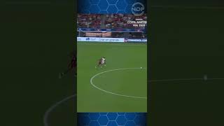 El gol de Salomon Rondon de mitad de cancha para Venezuela contra Ecuador por la Copa America [upl. by Melone117]