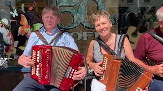 Fleadh Cheoil Mullingar The Wesmeath Bachelor sing by Joe Dolan [upl. by Blader527]