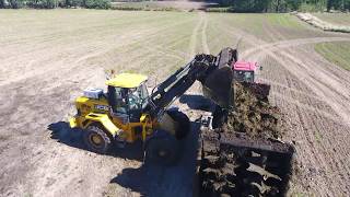 SPREADING MANURE  PLOWING  ORBA A HNOJENÍ [upl. by Ahtiuqal]