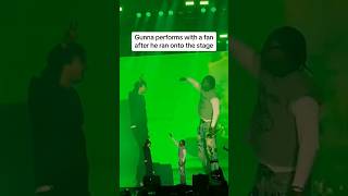 Gunna Performs with a fan after he ran onto the Stage 🔥🔥💯😳 music gunna shorts rap nle Choppa [upl. by Grefer192]