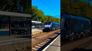 Goederen trein komt door station deurne [upl. by Novrej444]