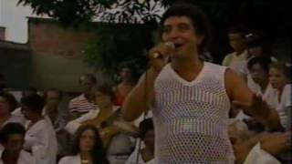 João Nogueira canta mineira no clube do samba Histórico [upl. by Randee721]