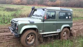 TD5 Defender in the mud slipping [upl. by Awhsoj424]