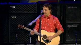 Paul McCartney  Blackbird Live [upl. by Ahsiena]