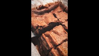 Chocolade brownierecept met 2 ingrediënten  Shorts [upl. by Ahso673]