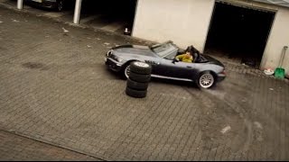 BMW Z3 19 DONUTS M42B19 118ps differentialszpera 25 [upl. by Ellezig706]