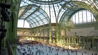 La plus grande patinoire intérieure au monde ouvre au Grand Palais [upl. by Lehcor957]