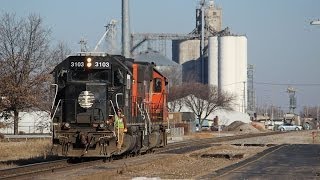 Sunrise to Sunset Railfanning in Effingham Illinois December 27th 2013 [upl. by Shaer892]