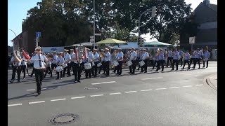 Schützenfest in Neuss Uedesheim 2023 Der Aufmarsch zur Parade [upl. by Anwahsiek]