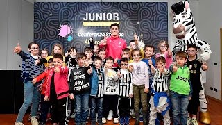 Alvaro Morata in conferenza con i Junior Member  Junior Member press conference [upl. by Dlorad]