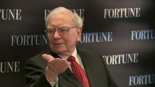 Warren Buffetts investing advice [upl. by Olivero218]