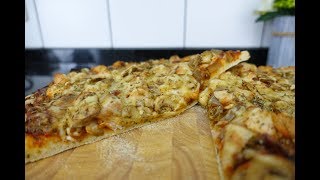 Pizza poulet champignon  Recette généreuse [upl. by Gipsy]