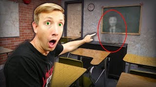 FOUND HACKER SECRET EXPLORING CLASSROOM Trapped in Creepy Abandoned Room iPhone Confiscated [upl. by Heida]