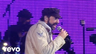 Juan Luis Guerra  Bachata Rosa Live [upl. by Abner]