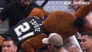 Inside the NBA  Charles Barkley reacts to proposal at San Antonio game Shaq cant stop laughing [upl. by Ringler484]