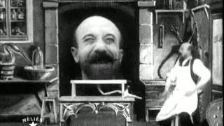 Georges Méliès The Man with the Rubber Head 1901 [upl. by Dustan]