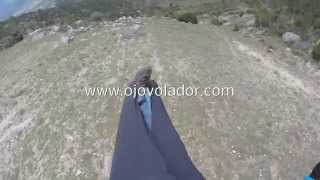 Como meter los pies en tu arnes de parapente [upl. by Lisha]