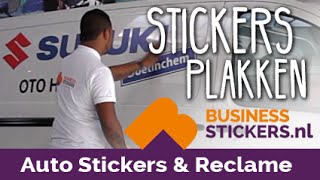 Stickers plakken Auto Stickers Video Handleiding [upl. by Joshua248]