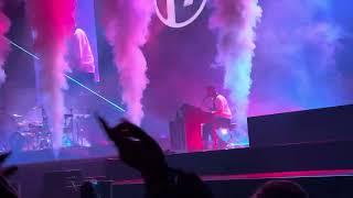 Guns for Hands  Twenty One Pilots live Clancy World Tour Los Angeles Night 1 [upl. by Janeen]