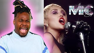 MILEY CYRUS quotMIDNIGHT SKYquot REACTION [upl. by Gar893]