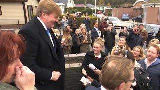 Kind verwart koning met Sinterklaas [upl. by Nydia]